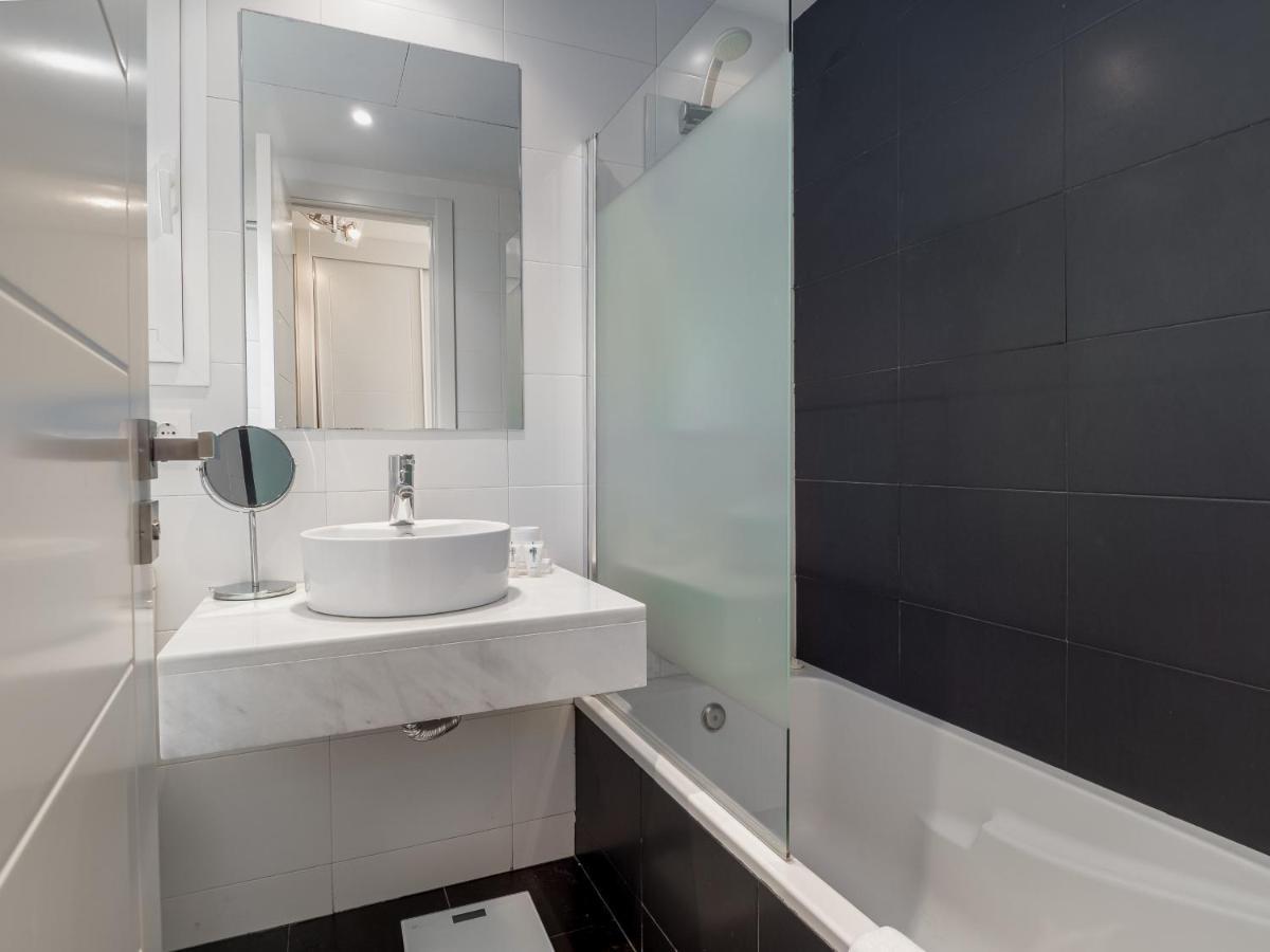 2051-New 3 bedrooms on golf Estepona Buitenkant foto